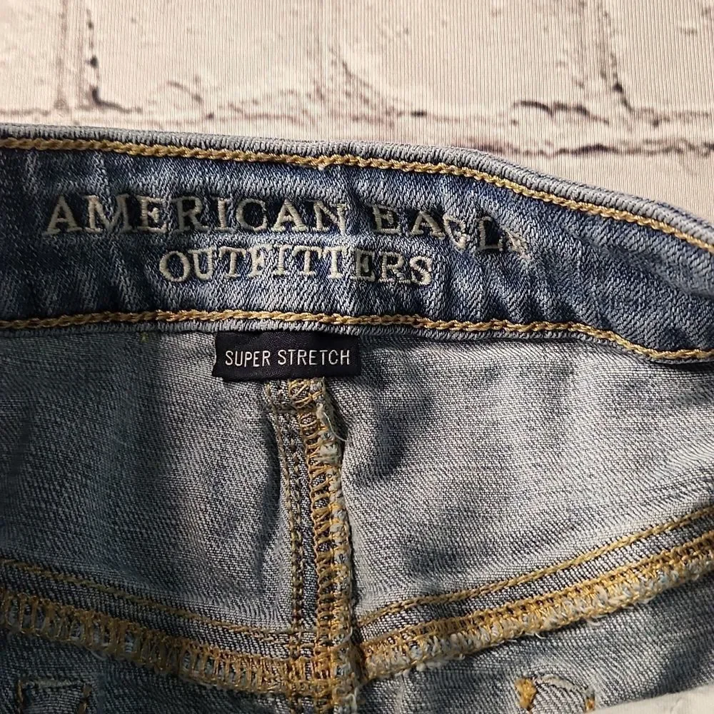 American‎ Eagle Outfitters buttoned jean skirt 6